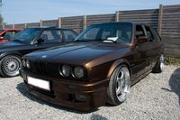 Click image for larger version

Name:	bmw-e30-bronze-touring-6.jpg
Views:	148
Size:	85.9 KB
ID:	2560574
