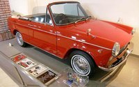 Click image for larger version

Name:	112_0708_49z+1967_daihatsu_compagno_spider+fornt_view.jpg
Views:	49
Size:	74.2 KB
ID:	1888247