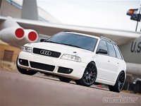 Click image for larger version

Name:	eurp_0909_01+2001_audi_s4_avant+front_left.jpg
Views:	168
Size:	26.7 KB
ID:	1717716