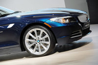 Click image for larger version

Name:	bmwz4naias09_06.jpg
Views:	202
Size:	255.2 KB
ID:	755351