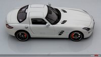 Click image for larger version

Name:	Mercedes SLS - WELLY GTA_07.jpg
Views:	18
Size:	197.7 KB
ID:	2668822