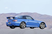 Click image for larger version

Name:	2009-honda-s2000-cr_10.jpg
Views:	33
Size:	179.0 KB
ID:	1056767