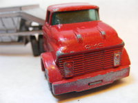 Click image for larger version

Name:	GMC Cap tractor + vagon cereale - MATCHBOX LESNEY 3.JPG
Views:	62
Size:	1.30 MB
ID:	1385202