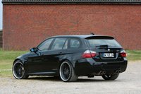 Click image for larger version

Name:	2009-Manhart-BMW-M3-E91-5.0-V10-SMG-Rear-Angle-View-800x533.jpg
Views:	60
Size:	138.4 KB
ID:	1940892