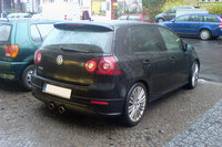 Click image for larger version

Name:	Volkswagen-golf-5-r32_4ee61.jpg
Views:	135
Size:	324.9 KB
ID:	2795918