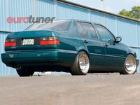 Click image for larger version

Name:	eurp_0810_14_z+1996_volkswagen_jetta+rear_side_view.jpg
Views:	62
Size:	49.9 KB
ID:	1255952