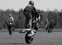 Click image for larger version

Name:	2007-05-06-bikepics-potd.jpg
Views:	233
Size:	241.9 KB
ID:	745286