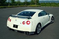 Click image for larger version

Name:	Nissan-GT-R-Tuning-10.jpg
Views:	243
Size:	70.9 KB
ID:	973153