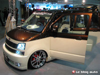 Click image for larger version

Name:	Tokyo_Auto_Salon_part_un_14_big.jpg
Views:	113
Size:	198.8 KB
ID:	200525