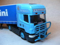 Click image for larger version

Name:	Scania 124L 420 + semiremorca Galassini 1-87 2.JPG
Views:	71
Size:	1.46 MB
ID:	1394526
