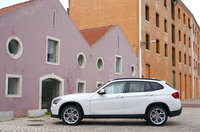 Click image for larger version

Name:	101-2011-bmw-x1-off.jpg
Views:	43
Size:	895.4 KB
ID:	990963