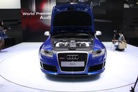 Click image for larger version

Name:	12_audi_rs6_sedan_live.jpg
Views:	243
Size:	186.7 KB
ID:	624844