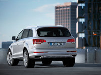 Click image for larger version

Name:	Audi-Q7_V12_TDI_2007_1280x960_wallpaper_0a.jpg
Views:	86
Size:	166.8 KB
ID:	1561726