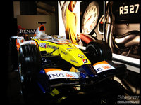 Click image for larger version

Name:	f1renault rszd.jpg
Views:	58
Size:	548.6 KB
ID:	361719