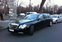 Click image for larger version

Name:	maybach-62-s-2011-c560425022014114648_3.jpg
Views:	246
Size:	272.1 KB
ID:	2995448