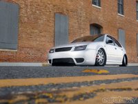 Click image for larger version

Name:	eurp_1001_01_o+2003_vw_jetta_gli+front_view.jpg
Views:	100
Size:	75.0 KB
ID:	1273562