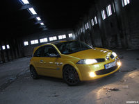 Click image for larger version

Name:	ag_test_renault_megane_rs_f1_2007_01_b.jpg
Views:	155
Size:	277.1 KB
ID:	1016747