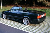 Click image for larger version

Name:	Mein%2520E30%2520Cabrio%2520%284%29.jpg
Views:	87
Size:	231.3 KB
ID:	283211
