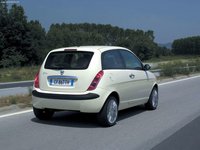 Click image for larger version

Name:	Lancia-Ypsilon_2003_1024x768_wallpaper_2d.jpg
Views:	105
Size:	55.9 KB
ID:	710453