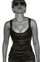Click image for larger version

Name:	scarlett_johansson_13.JPG
Views:	984
Size:	33.2 KB
ID:	729702