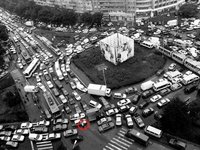 Click image for larger version

Name:	bucuresti_trafic.jpg
Views:	386
Size:	112.9 KB
ID:	1522631