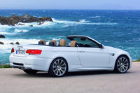 Click image for larger version

Name:	BMW_M3_Cabrio_Low_Res_007.jpg
Views:	48
Size:	71.4 KB
ID:	426866
