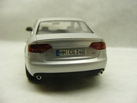 Click image for larger version

Name:	Audi A4 B8 - MINICHAMPS 1-43 8.JPG
Views:	19
Size:	1.15 MB
ID:	3022971