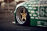 Click image for larger version

Name:	rotiform-wheels-ROC-players-bmw.jpg
Views:	67
Size:	673.9 KB
ID:	3048281