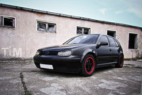 Click image for larger version

Name:	VW_Golf_mkIV4.jpg
Views:	68
Size:	139.7 KB
ID:	1586533