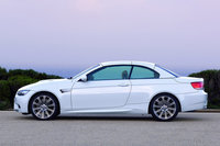 Click image for larger version

Name:	BMW_M3_Cabrio_Low_Res_004.jpg
Views:	53
Size:	48.9 KB
ID:	426863