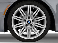 Click image for larger version

Name:	bmw_5_series_550i_sedan_2009_exterior_wheelcap.jpg
Views:	41
Size:	506.3 KB
ID:	1053442