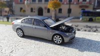 Click image for larger version

Name:	BMW 545i e60 - KYOSHO 1-43 10.jpg
Views:	7
Size:	2.70 MB
ID:	3171298