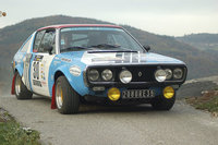 Click image for larger version

Name:	Lacroix_Renault_17_Gordini-aktuell.jpg
Views:	79
Size:	130.1 KB
ID:	2620530