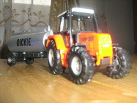 Click image for larger version

Name:	Tractor.jpg
Views:	46
Size:	1.37 MB
ID:	951736