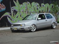 Click image for larger version

Name:	1303772642_tuning-volkswagen-golf-mk3-12.jpg
Views:	96
Size:	139.1 KB
ID:	2372138