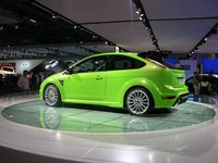 Click image for larger version

Name:	Green_Ford_Focus_RS_(BIMS08-3).jpg
Views:	84
Size:	181.9 KB
ID:	1389902