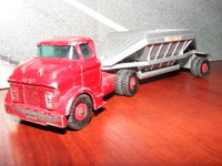 Click image for larger version

Name:	GMC Cap tractor + vagon cereale - MATCHBOX LESNEY 1.JPG
Views:	59
Size:	1.52 MB
ID:	1385200