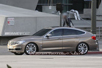 Click image for larger version

Name:	BMW.3GT.und05.KGP.ed-2248293627-O.jpg
Views:	47
Size:	362.3 KB
ID:	2628475