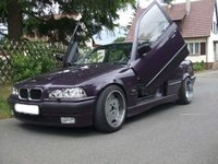 Click image for larger version

Name:	BMW36-Limo2.jpg
Views:	355
Size:	93.0 KB
ID:	737100