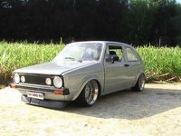 Click image for larger version

Name:	volkswagen_golf_1_gti_swap_moteur_vr6_gris_polaire_PIC_2126.jpg
Views:	36
Size:	40.5 KB
ID:	1962207