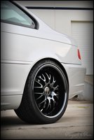 Click image for larger version

Name:	E46Fanatics-Travis-Todd-E46-BMW-Art-Car-rear-quarter.jpg
Views:	230
Size:	107.4 KB
ID:	1031842