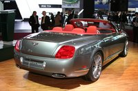 Click image for larger version

Name:	bentley-continental-gtc-speed-at-2009-naias_6.jpg
Views:	135
Size:	321.8 KB
ID:	752460