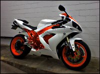 Click image for larger version

Name:	yamaha_r1_st2.jpg
Views:	76
Size:	267.3 KB
ID:	1782298
