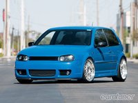 Click image for larger version

Name:	eurp_0904_04_z+2003_volkswagen_gti_20ae+front_view.jpg
Views:	117
Size:	44.0 KB
ID:	1251381