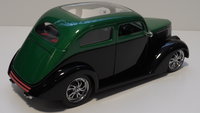 Click image for larger version

Name:	1937fordsedan2.JPG
Views:	16
Size:	1.09 MB
ID:	2800651