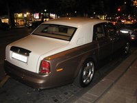 Click image for larger version

Name:	rolls-royce-phantom-67593-1907.jpg
Views:	874
Size:	36.7 KB
ID:	1793991