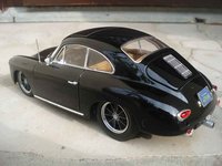 Click image for larger version

Name:	porsche_356b_noire_jantes_brm_alu_dsc02457qg6.jpg
Views:	25
Size:	34.9 KB
ID:	1960915