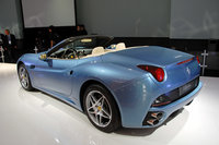 Click image for larger version

Name:	ferraricalla_19.jpg
Views:	214
Size:	207.8 KB
ID:	707074