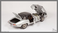 Click image for larger version

Name:	Jaguar E-Type 046.jpg
Views:	17
Size:	1.81 MB
ID:	3145384