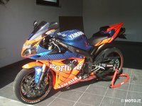 Click image for larger version

Name:	yzf-r1-2976861.jpg
Views:	189
Size:	46.7 KB
ID:	1357114